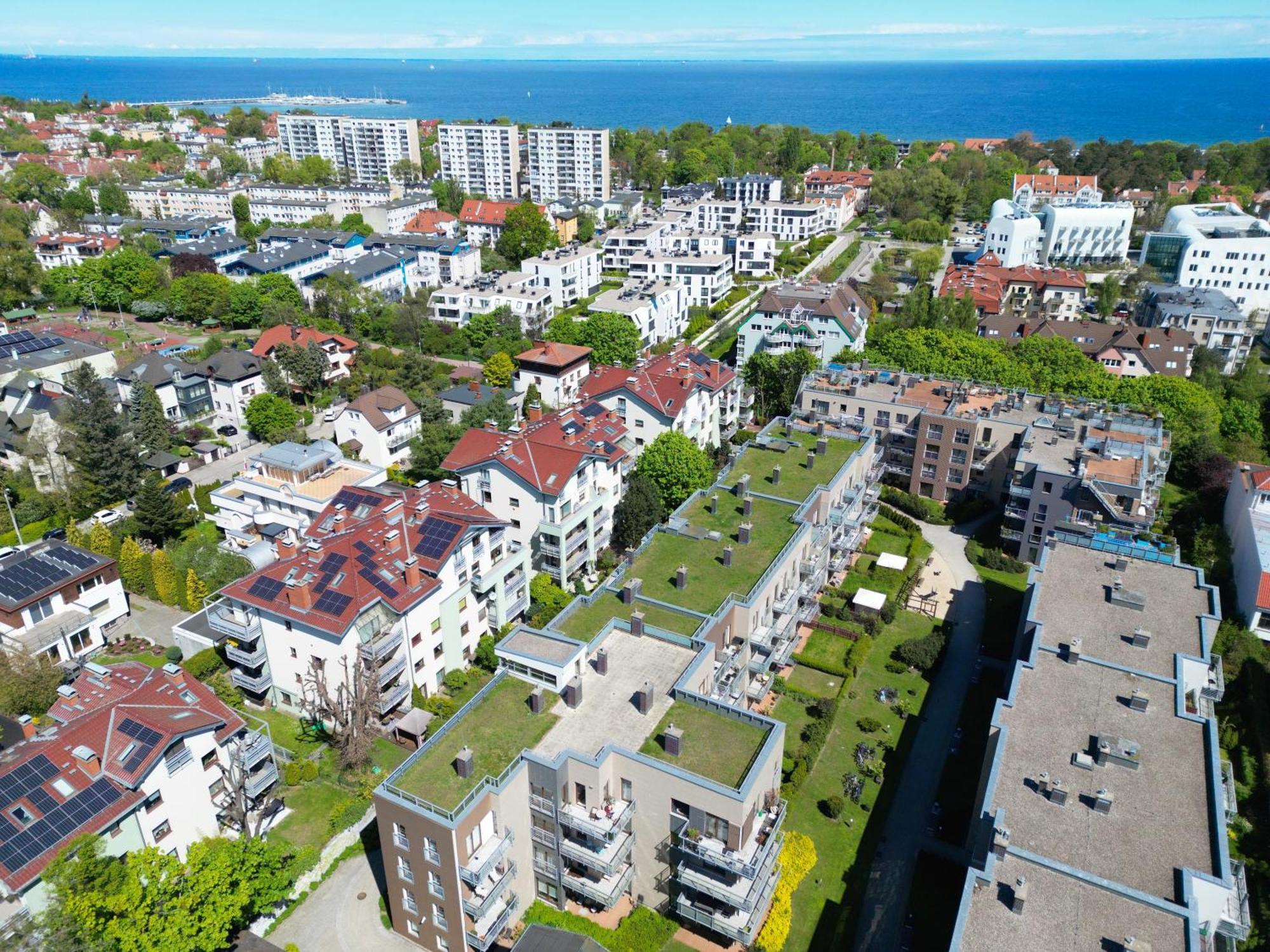 Sopocka Rezydencja I 12 Min Plaza I Zamkniete Osiedle - Comfy Apartments ソポト エクステリア 写真